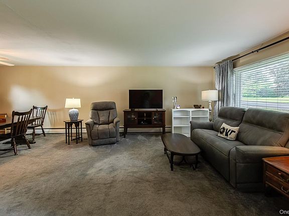 5th image of 89 Ardmore Drive