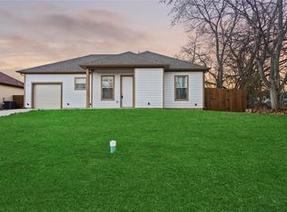 503 S 5th St, Bonham, TX 75418