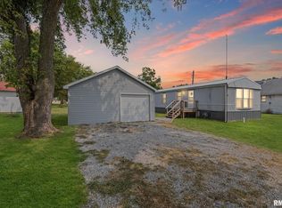 5219 Us Highway 50 Ave, Salem, IL 62881