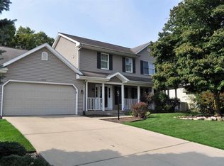 1823 Bennington Dr, Mishawaka, IN 46544