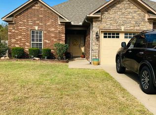 19 Oak Tree Cir, Conway, AR 72032