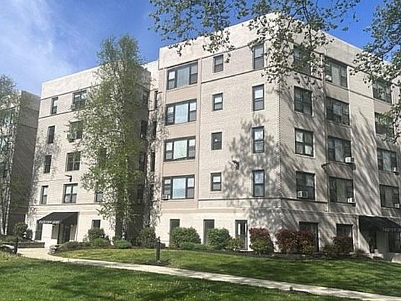 3rd image of 5201-5219 Wynnefield Ave #17569018