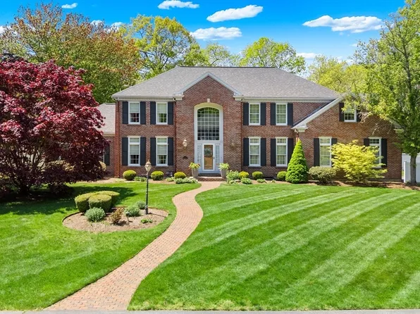 3 Stafford Rd, Lynnfield, MA 01940