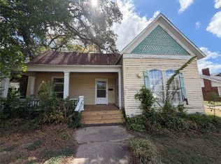 505 W Buck St, Caldwell, TX 77836
