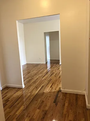 Rented by Lang Realty LLC | media 4