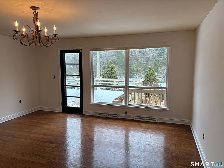 950 Rock Rimmon Rd — Photo 9