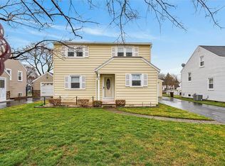 89 Haddon Rd, Rochester, NY 14626