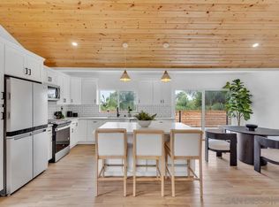 1028-30 Balour Dr, Encinitas, CA 92024