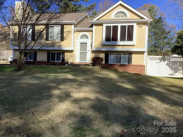 5426 Jaslie Ln, Charlotte, NC 28227