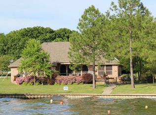 829 Legendary Ln, Gun Barrel City, TX 75156