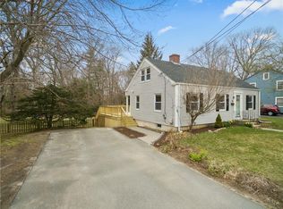 65 Hopkins Hill Rd, Coventry, RI 02816