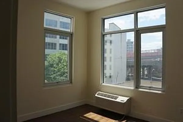 Rented by Corcoran | media 18