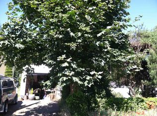 9111 20th Ave NE, Seattle, WA 98115