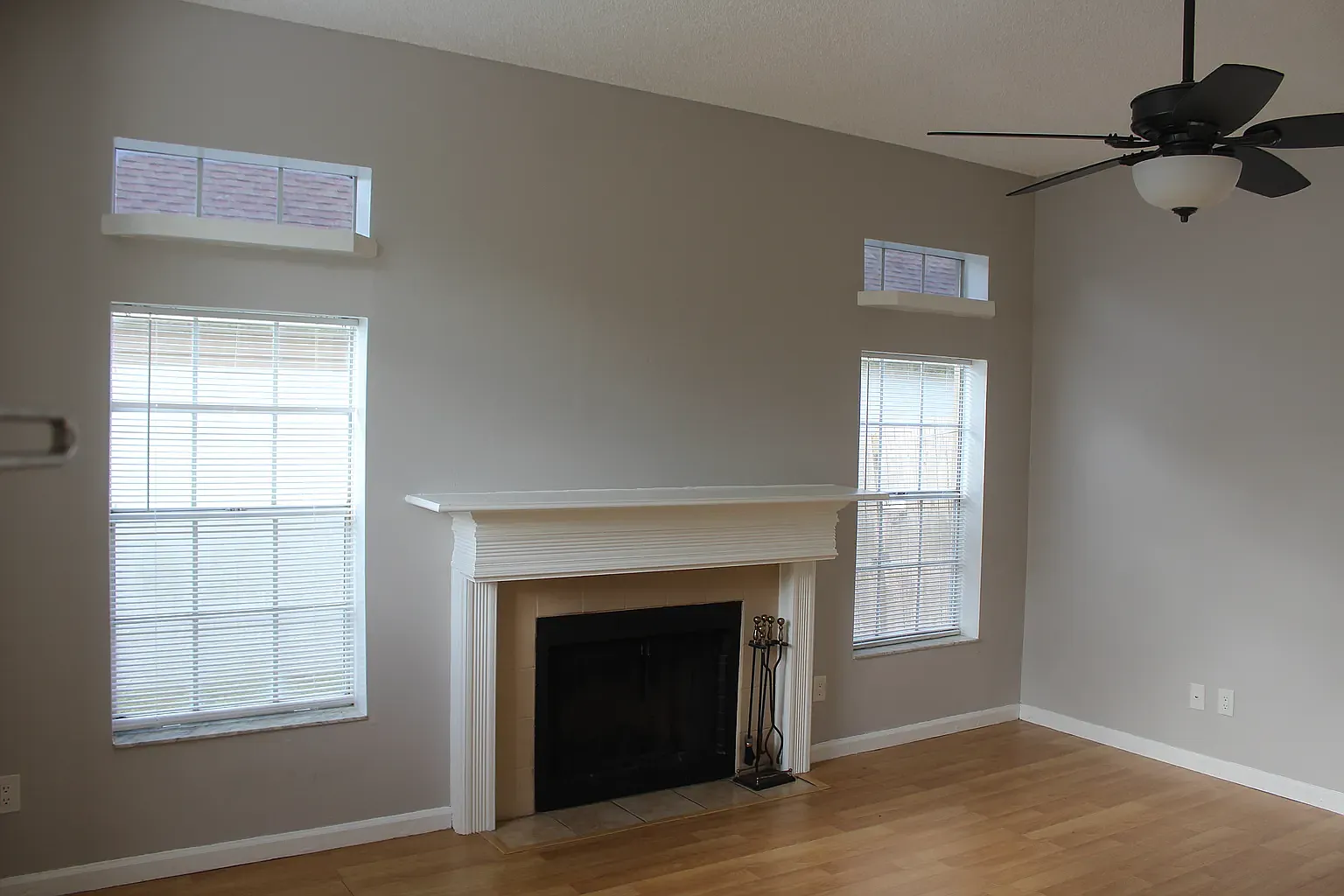 3 bed, 1322 sqft, $1,975 — Photo 4