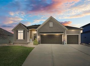 17141 S Bradley Dr, Olathe, KS 66062
