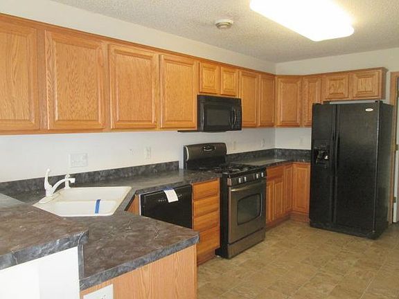 4th image of 17086 Eastwood Ave #108