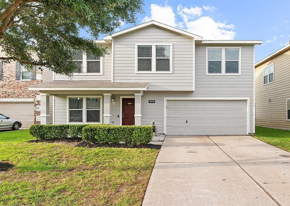1st image of 19719 Crossfalls Ln