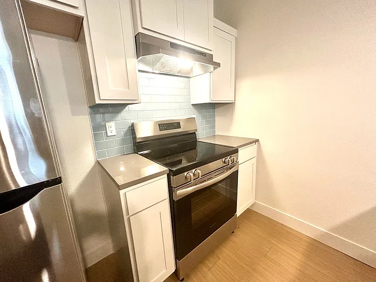 1820 Riverview Drive — Photo 10