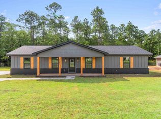 2549 Ten Mile Rd, Pace, FL 32571