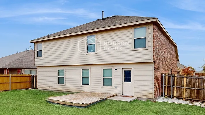 218 Thoroughbred St — Photo 33