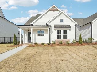 527 Godfrey Dr, Cumming, GA 30040