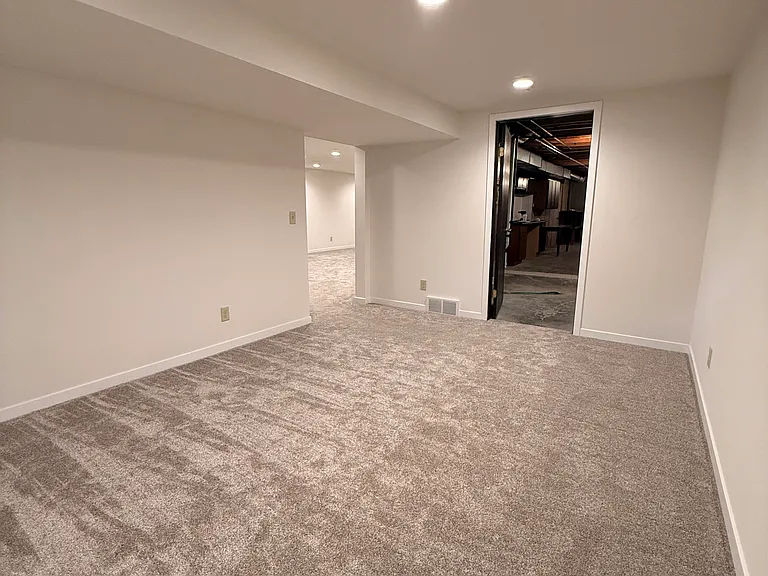 205 Hilltop Cir — Photo 20