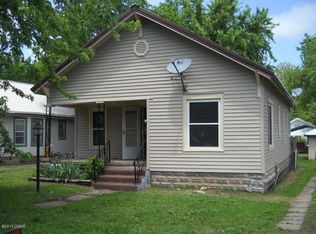 1715 Kennedy Ave, Parsons, KS 67357