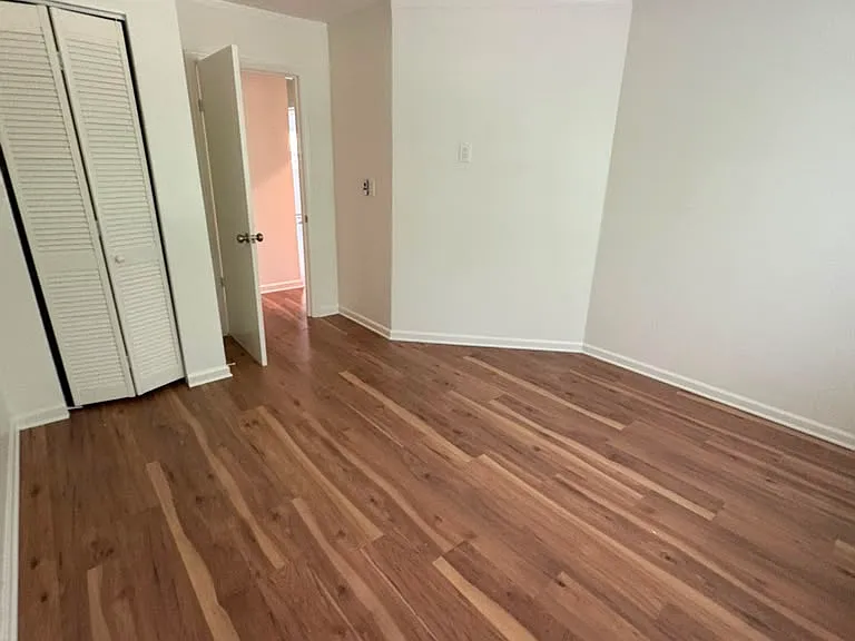 2880 Porter Glade Ct — Photo 7