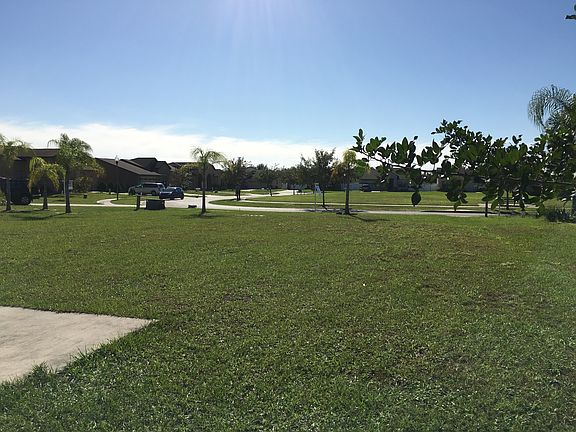 3rd image of 4611 Doral Park Ave