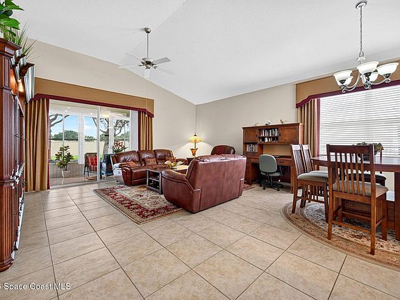 5th image of 5862 Goleta Cir