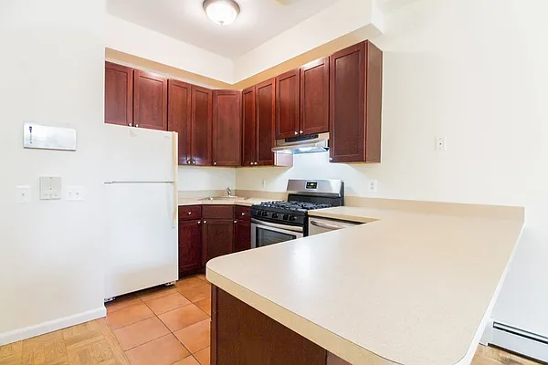 Rented by EXR | media 19