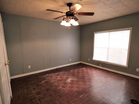 5th image of 2708 Avenue N