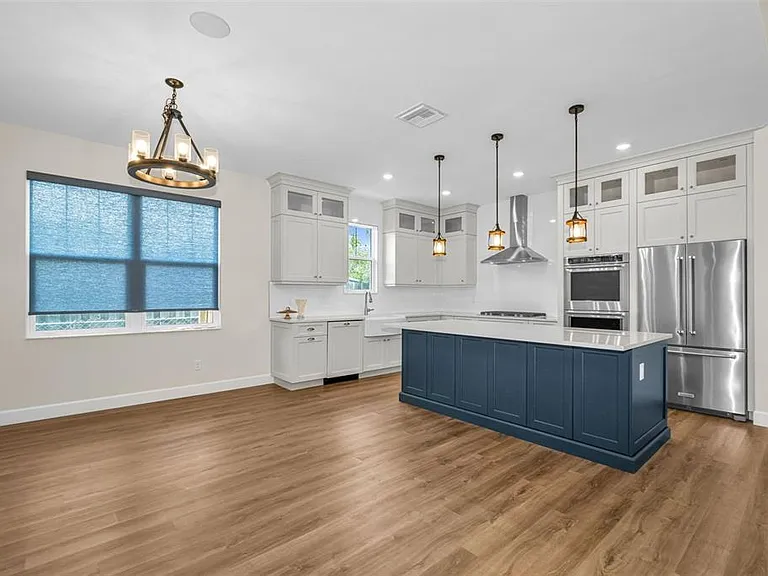 522 Louden Ave — Photo 22