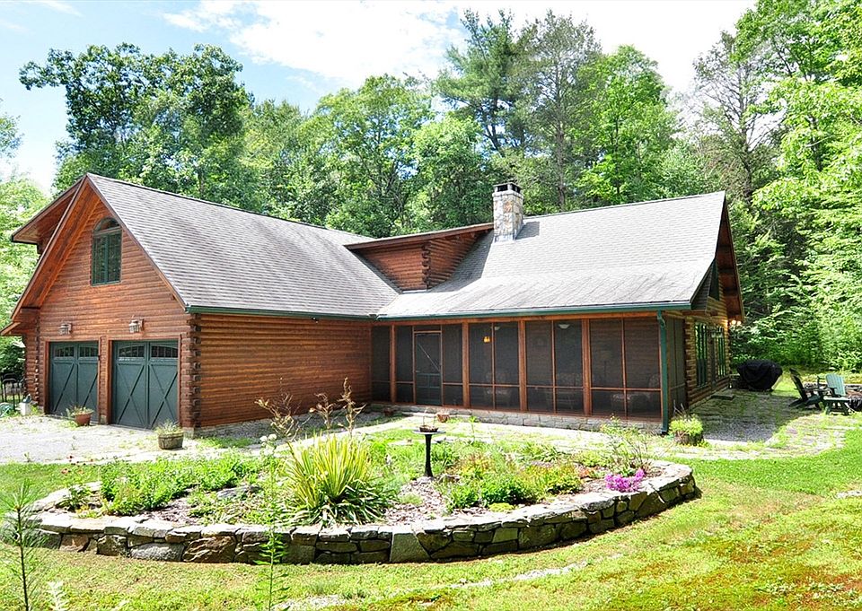 1st image of 1111 Clubhouse Rd