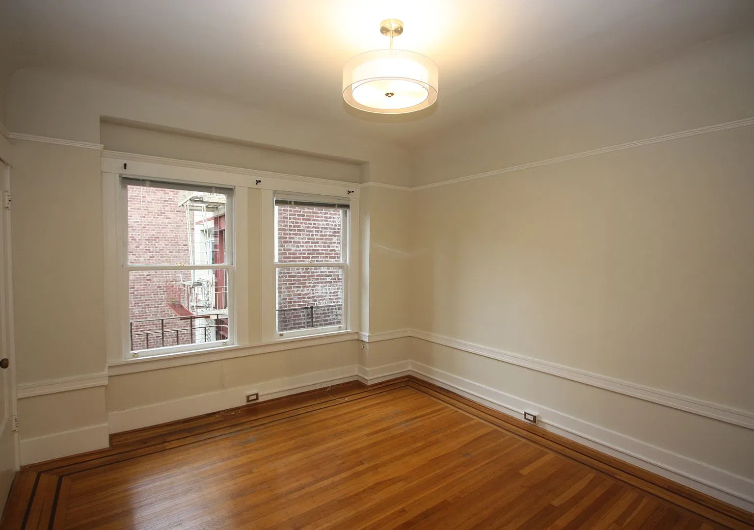 837-839 Jones Street (002rc) — Photo 1