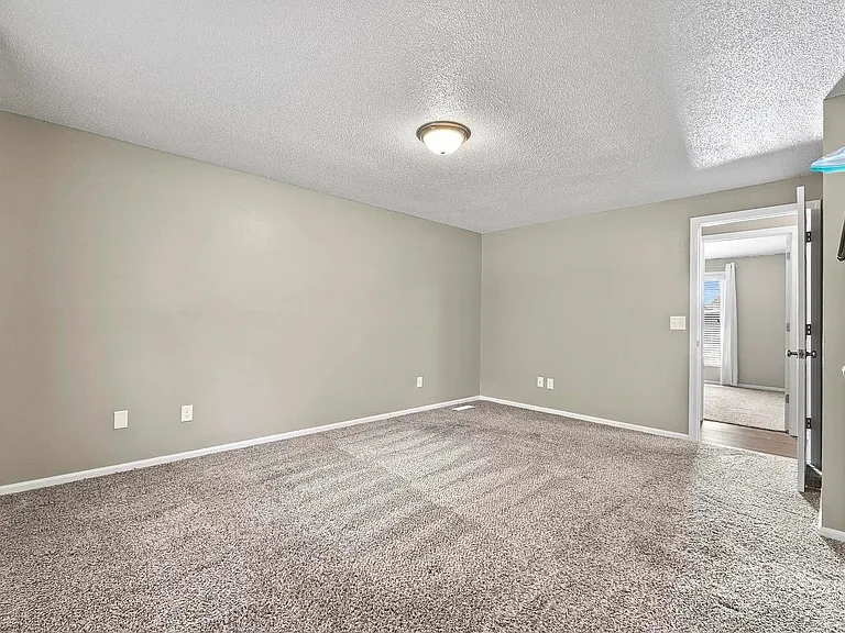 9210 Sea Wind Pl — Photo 10