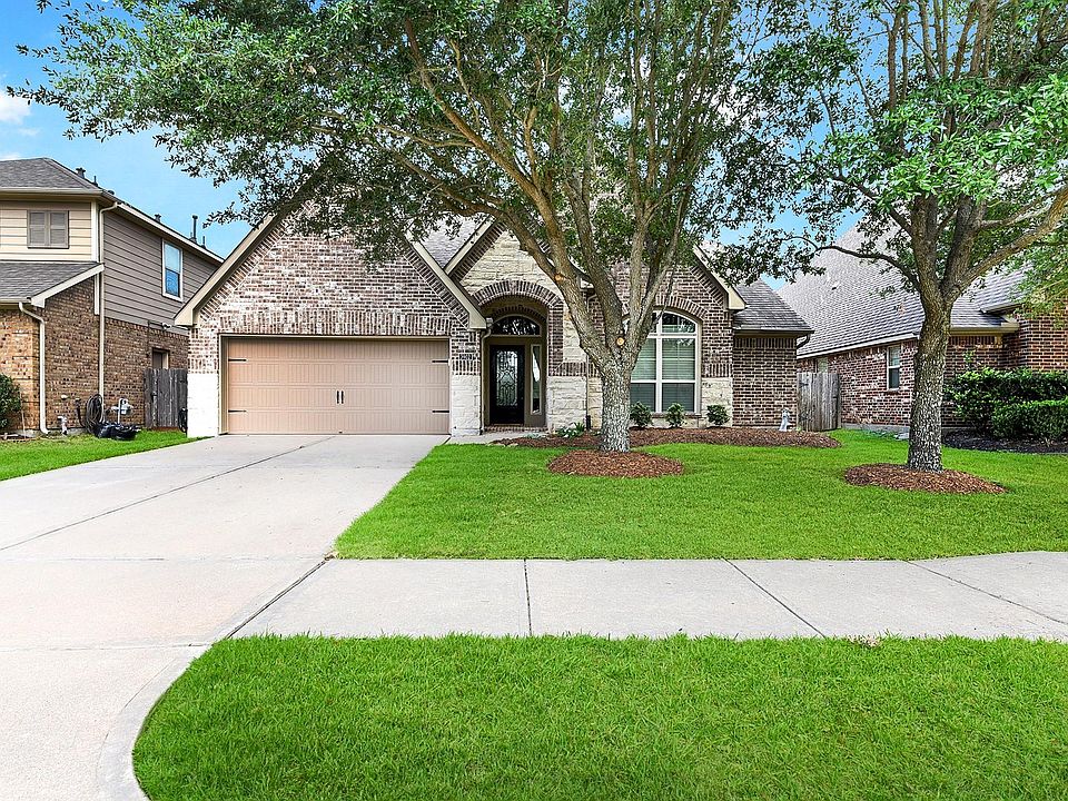 1st image of 3902 Vinson Ranch Ln