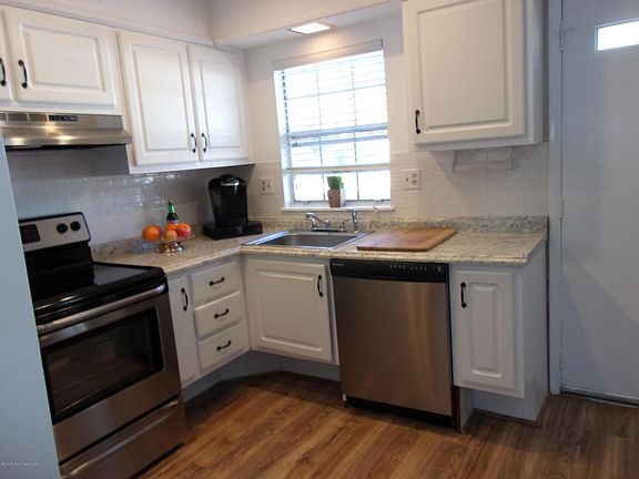 3rd image of 117A Buckingham Dr