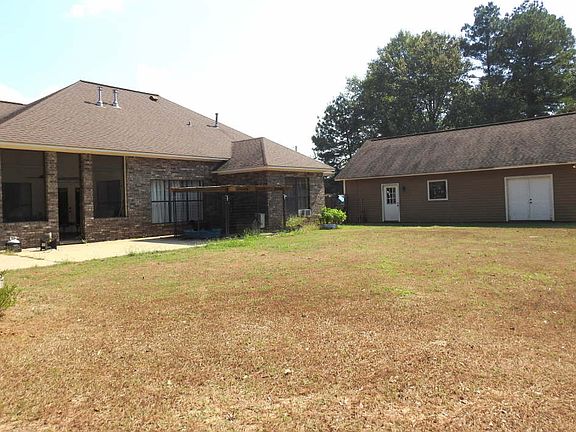 2nd image of 138 Columbia Road 525