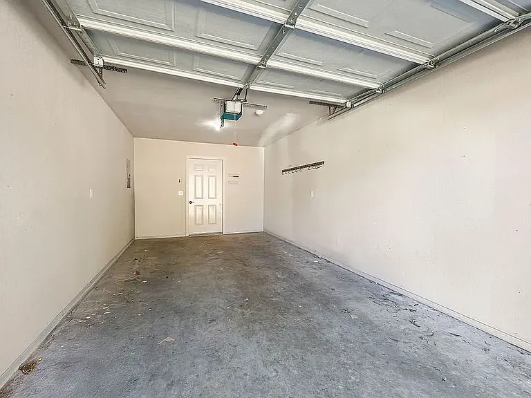 2351 W Skyler Dr — Photo 24