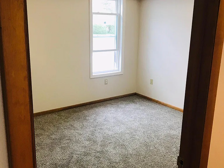 3813 Dexter Ave — Photo 12