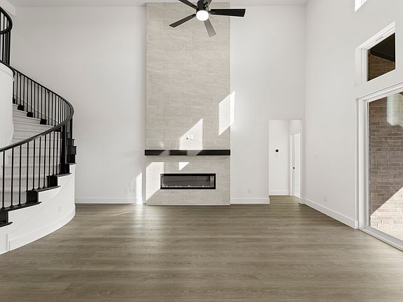 7th image of this home