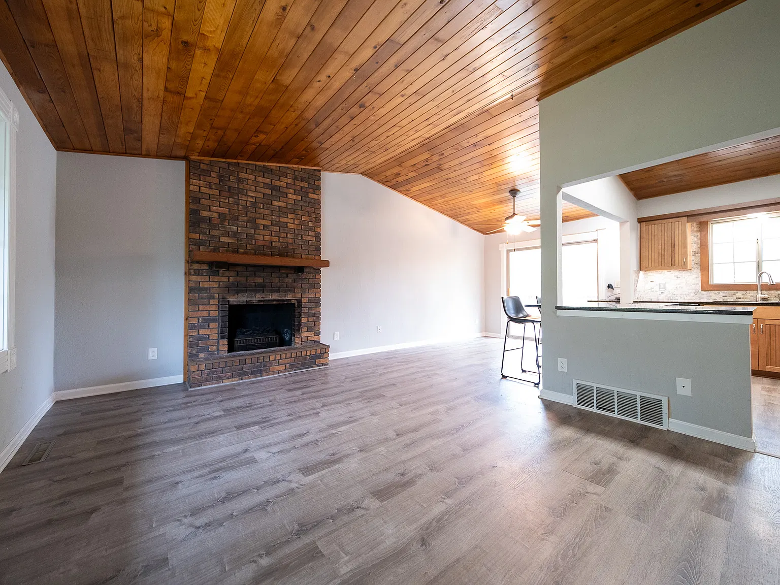 210th Street West, Lakeville (12350) AB CW1 - 1 — Photo 3