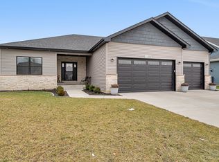 1135 Heritage Dr, Diamond, IL 60416