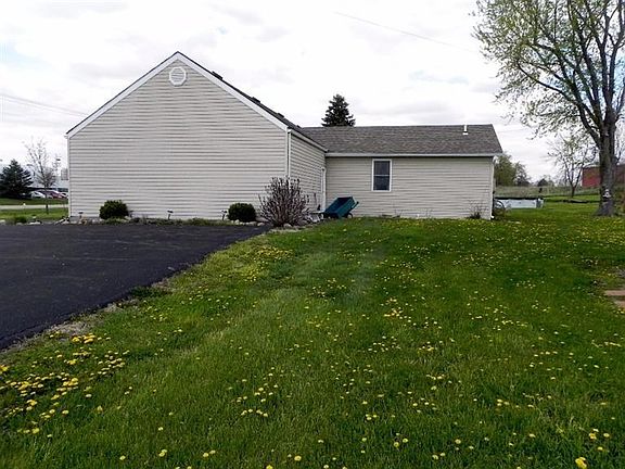 3rd image of 5950 State Route 571 E
