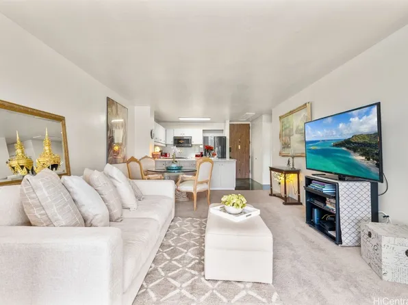 1717 Mott Smith Dr APT 2704, Honolulu, HI 96822