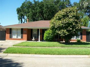 2244 Suwanee Dr, Marrero, LA 70072
