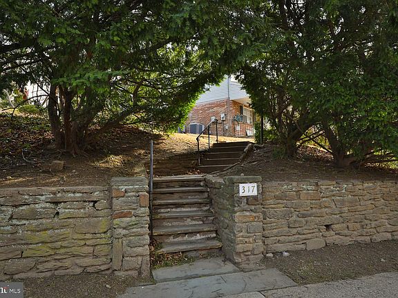 4th image of 317 Harrison Ave