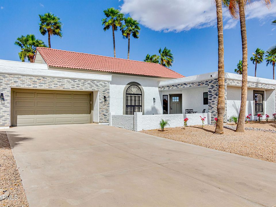1st image of 21442 N Palm Desert Dr