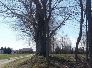 2687 Kinneys Rd, Cedar Hill, TN 37032